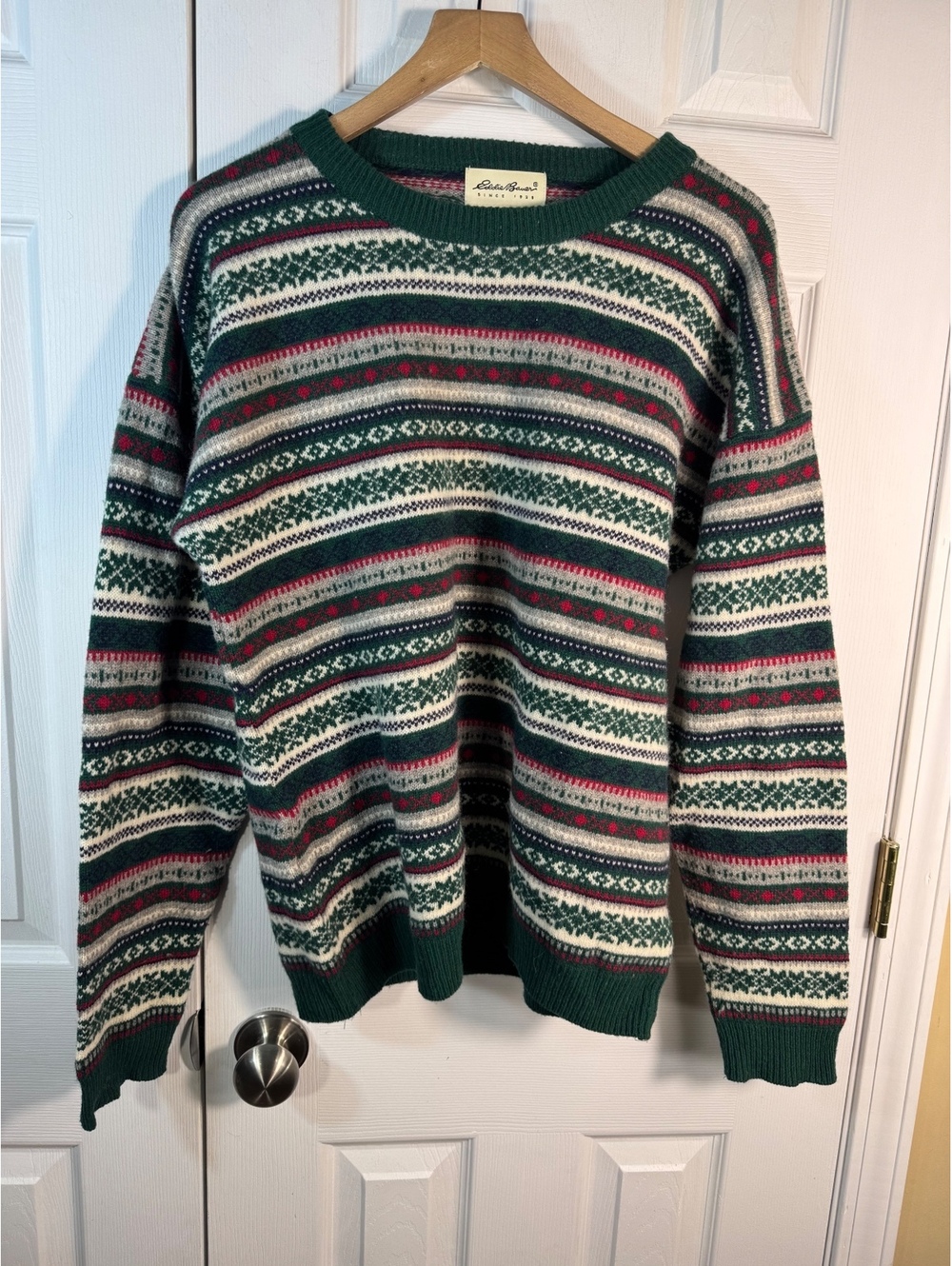 Eddie Bauer Men's Lambswool Sweater Large Green Red White Patterned